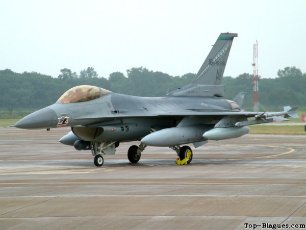 sabot � un avion de chasse