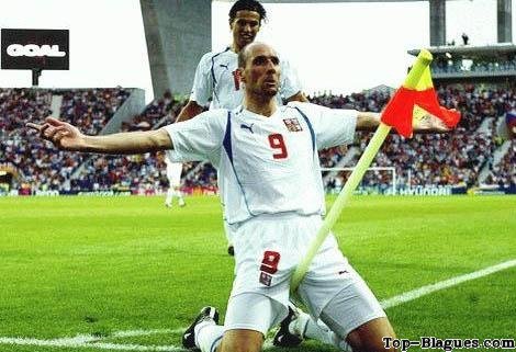 footballeur très content