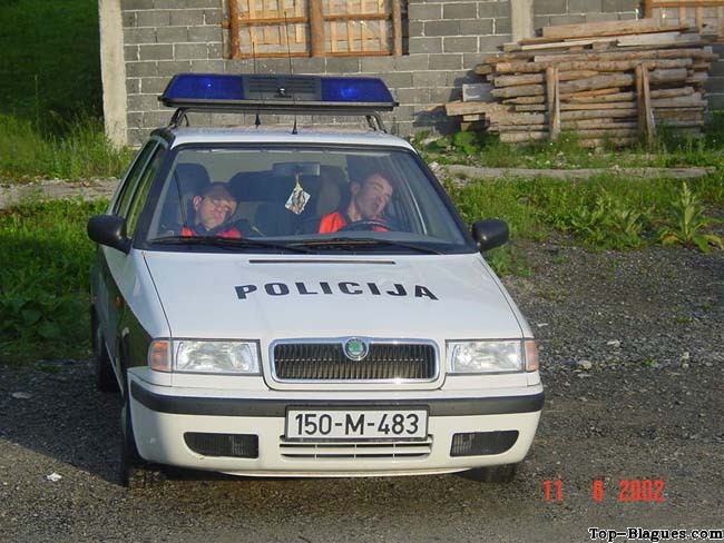 policiers au travail...