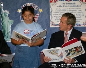 Bush lit un livre pour enfant