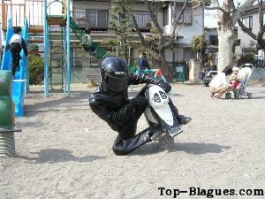 motard sur un panda