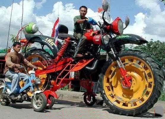 Une grosse moto