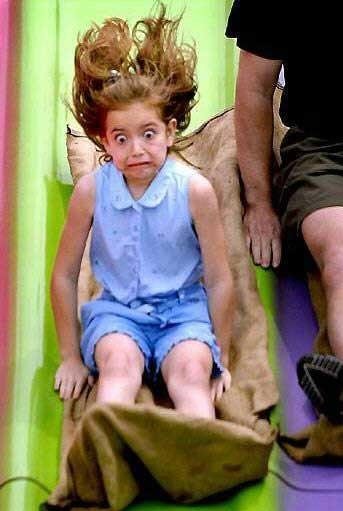 Effrayée en toboggan