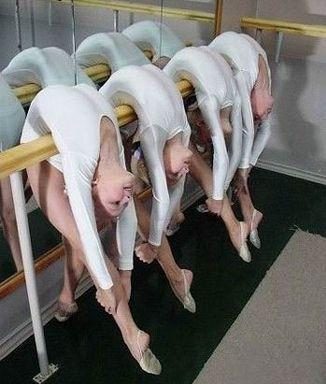 Le dos des danseuses